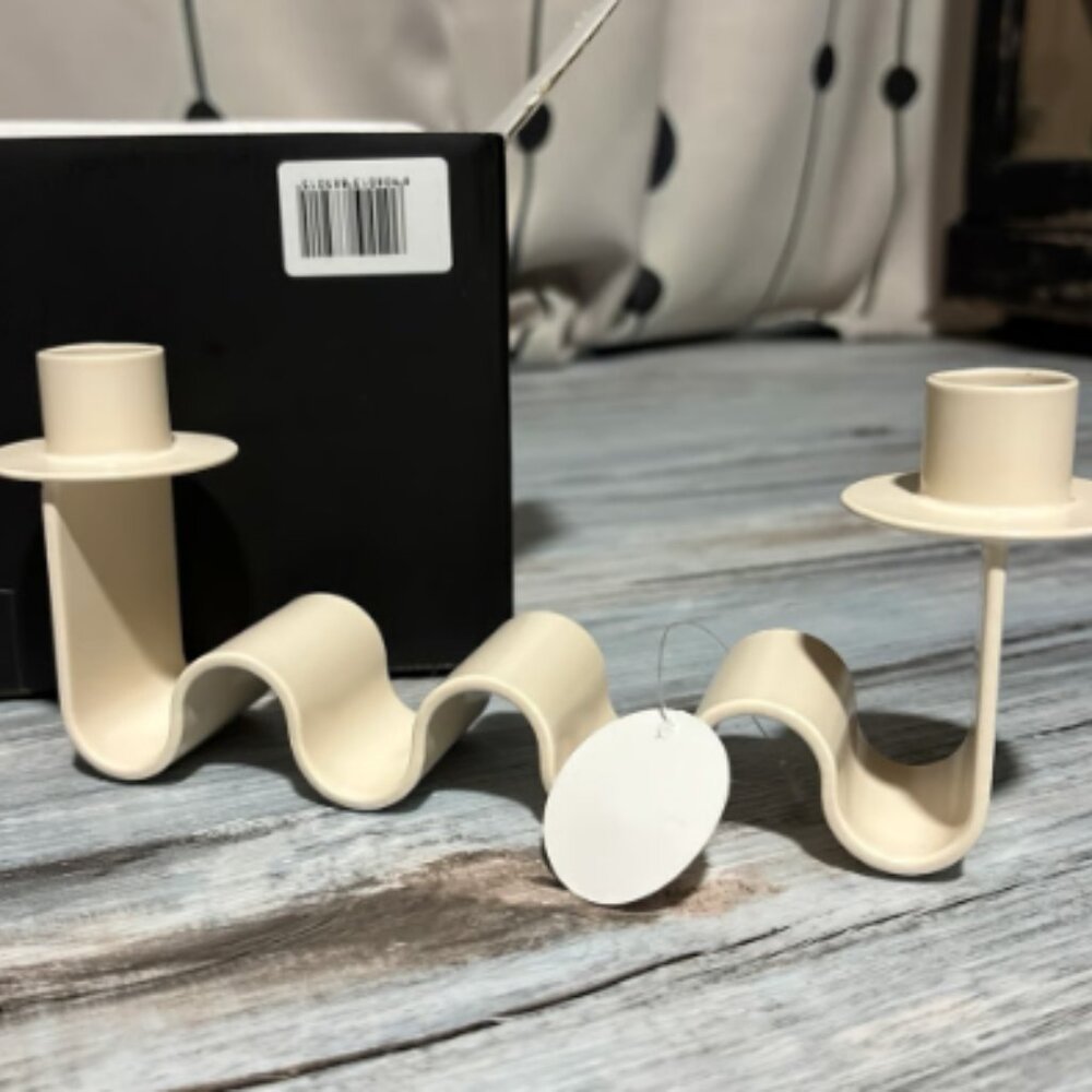 Meso Helen White Candleholder